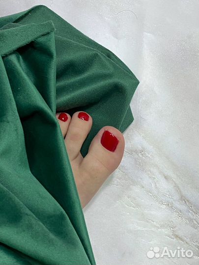 Маникюр и педикюр с покрытием