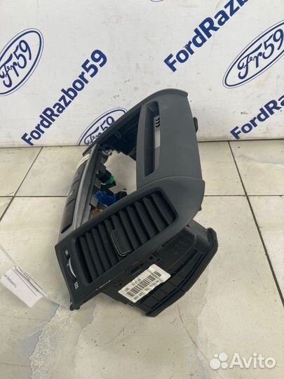 Рамка магнитолы Hyundai Santa Fe CM 2.2 (D4EB)