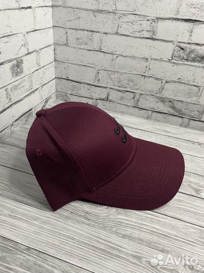 Бейсболка Nike бордовая