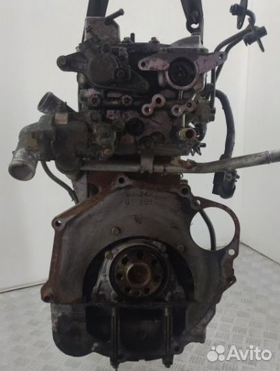 Двигатель двс Mitsubishi Carisma