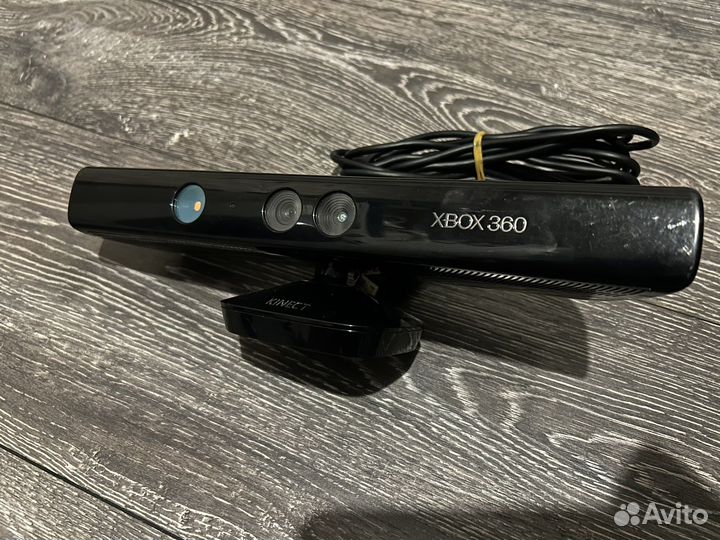 Кинект к Xbox 360 + 2 Игры