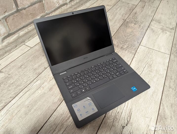 Современный ультрабук Dell i3-11th/256 SSD/8 DDR4