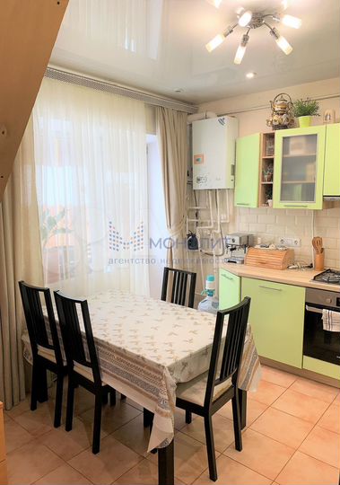 Таунхаус 76 м² на участке 5 сот.