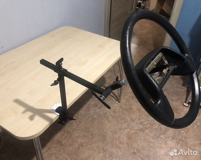 Штатив (стойка) для перетяжки руля