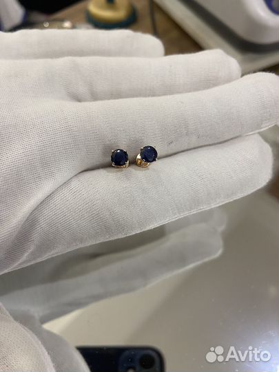 Золотые серьги с сапфирами