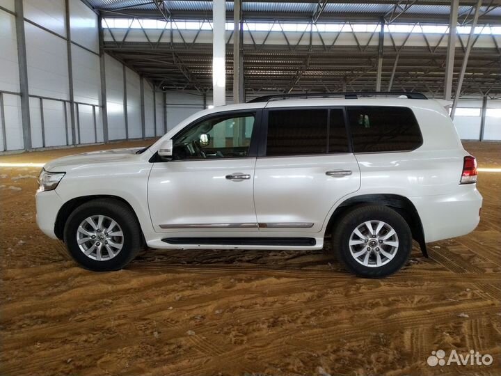 Toyota Land Cruiser 4.5 AT, 2018, 345 000 км