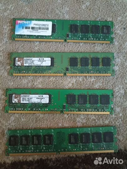 Ящик разных комплектующих