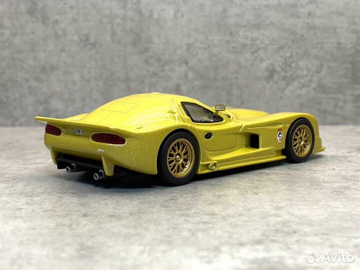 Коллекционная модель Panoz Esperante GTR 1:43