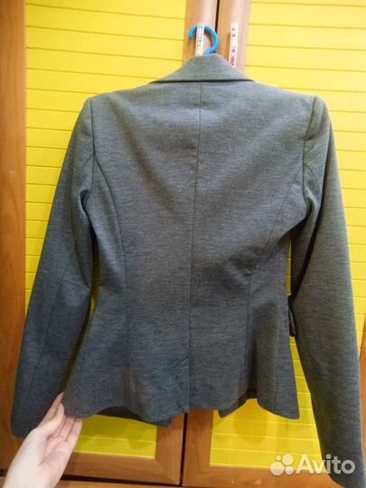 Пиджак женский 40-42 р