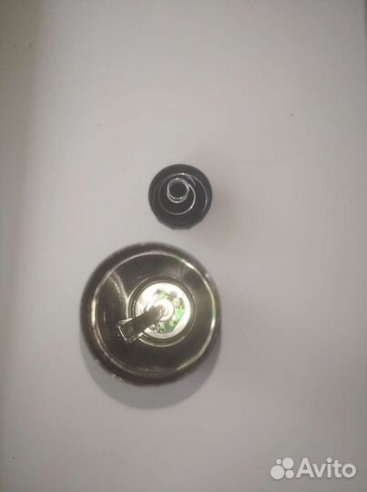 Фонарь ручной