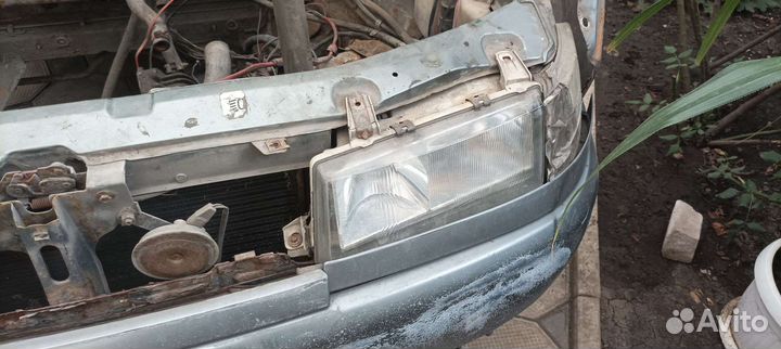 Передние фары ваз 2110