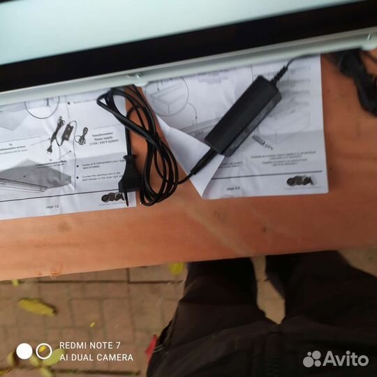 Светильник для стеклянных полок