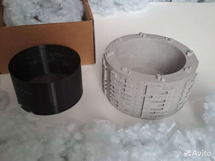 Кашпо Nikita Anokhin панелька круглый дом бетон