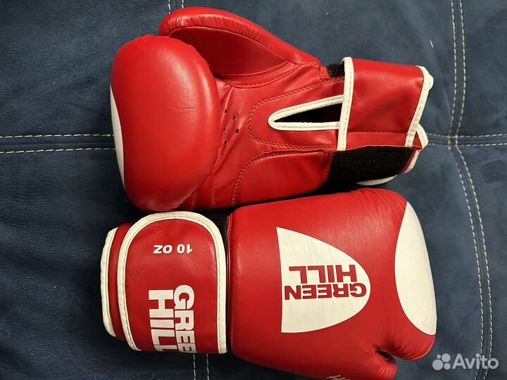 Боксерские перчатки