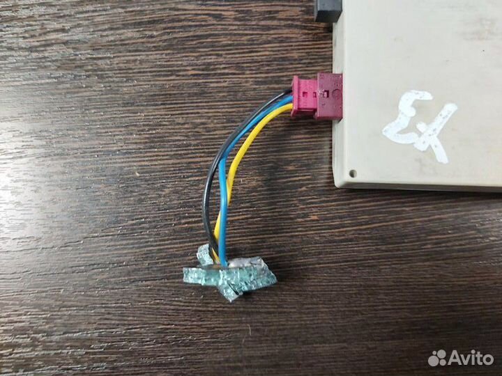 Усилитель антенны Bmw X3 2.0D E83 N47 2009