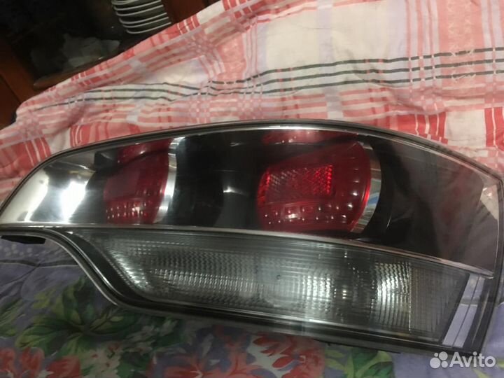 Задние фонари audi Q7 4L