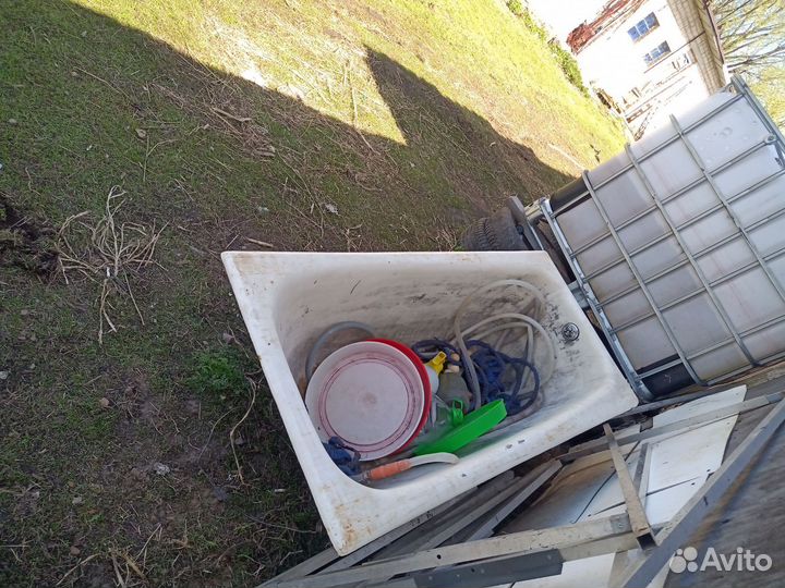 Ванна чугунная