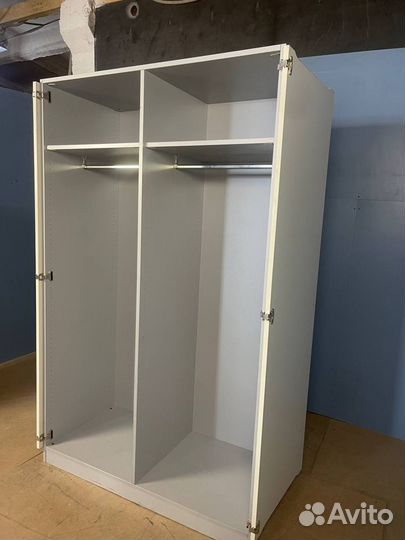 Шкаф серый + белый гардероб двойной
