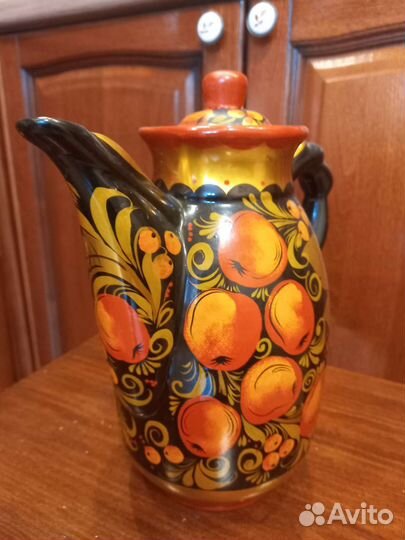 Фарфоровый чайник хохлома большой