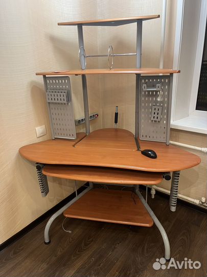 Компьютерный стол бу