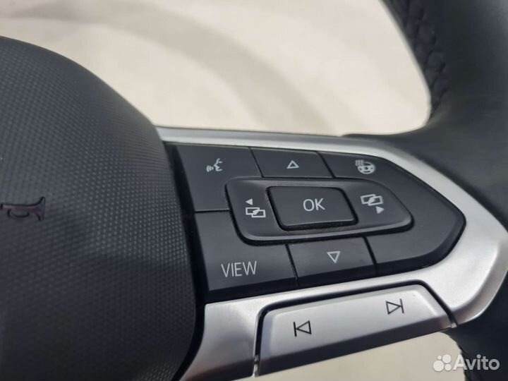 Новый кожаный мультируль VW Tiguan с обогревом