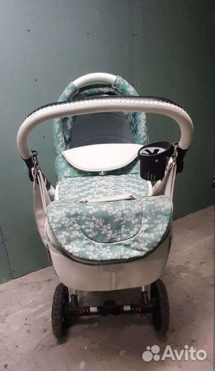 Продаётся коляска в отличном состоянии