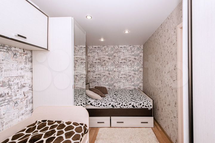 2-к. квартира, 42 м², 3/5 эт.