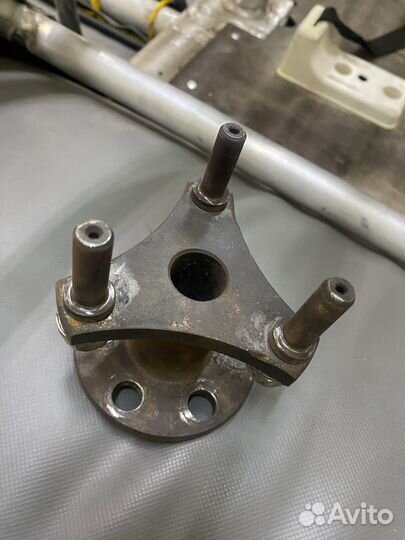 Стакан под редуктор чернова Honda D17