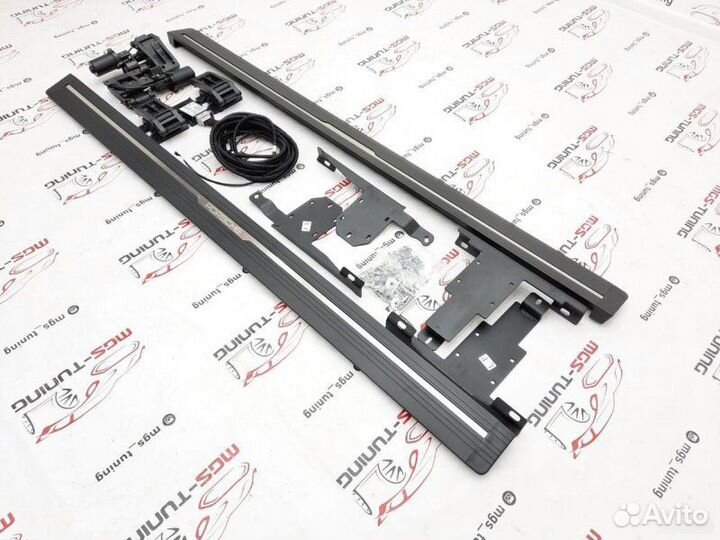 Выдвижные пороги на Porsche Cayenne 2018+