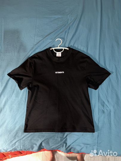 Футболка vetements
