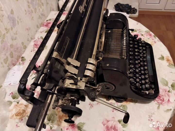 Печатная машинка Olympia 8