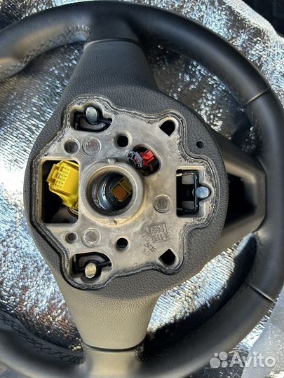 Руль volkswagen tiguan 2