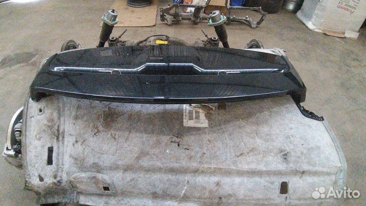 Спойлер в сборе Range Rover Sport 2 L494 19г