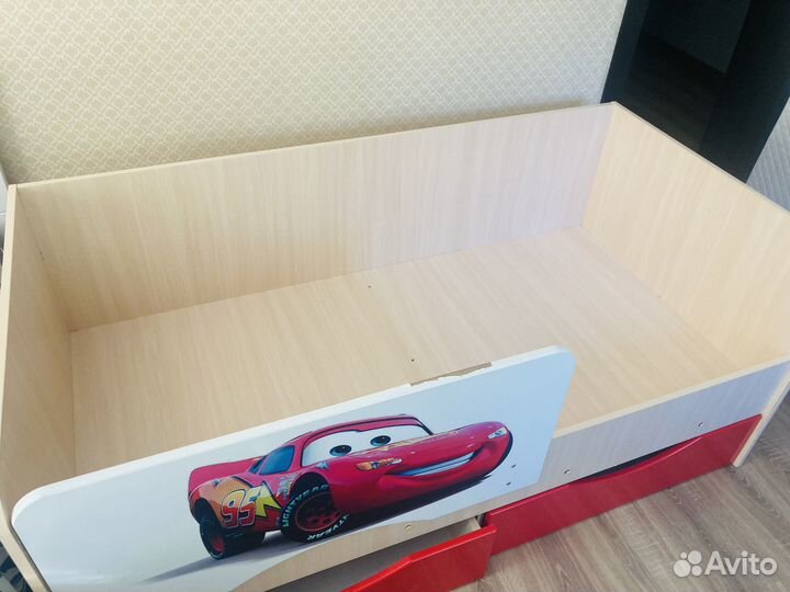 Детская кровать от 3 лет с матрасом бу