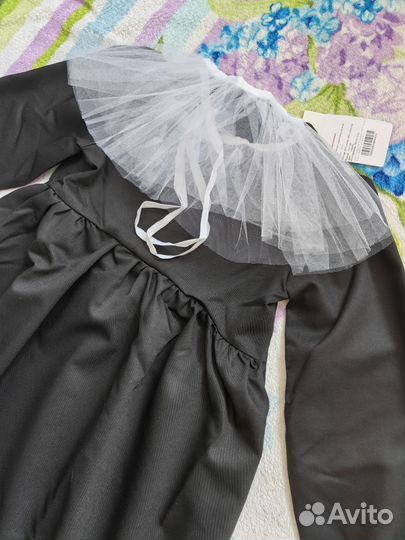 Школьное платье новое 128