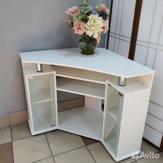 Тумба угловая под телевизор тв-044 (2у)