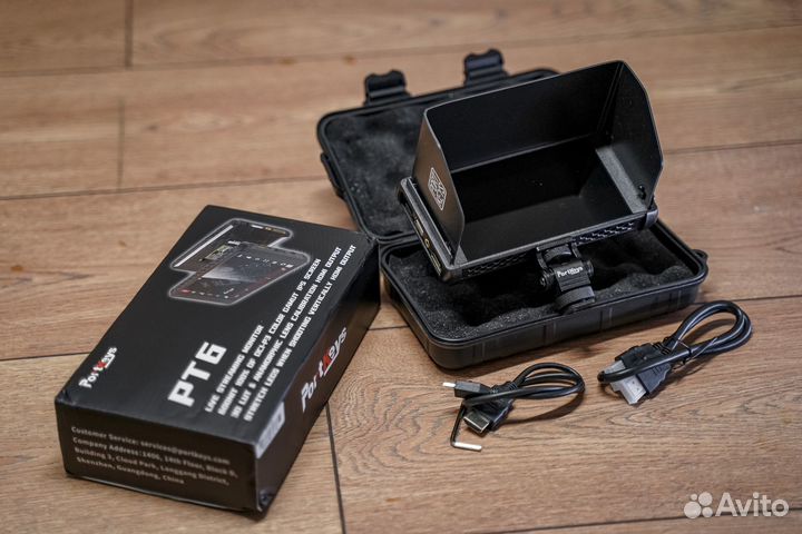 Накамерный монитор Portkeys PT6