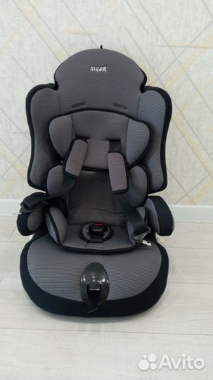 Детское автомобильное кресло siger