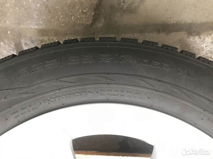 R17 Nokian Tyres Hakkapeliitta R2 SUV 225/65, PCD 5x100 DIA 17