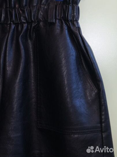 Кожаные шорты