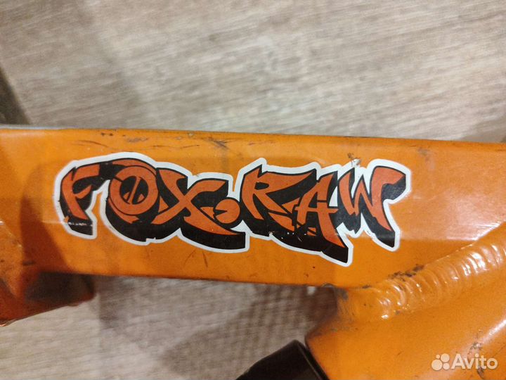 Трюковой самокат Fox raw