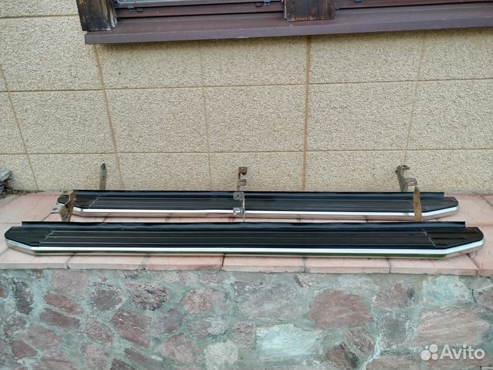 Пороги на Toyota hilux