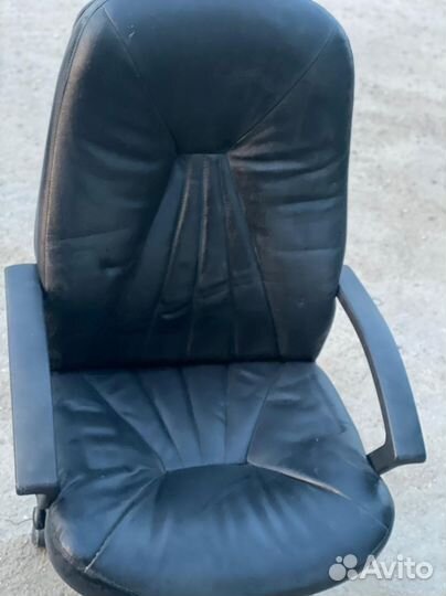 Компьютерное кресло