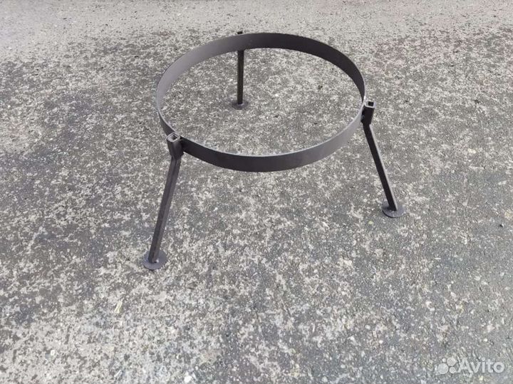 Тренога для казана со съёмными ножками в Чите