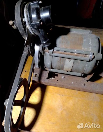 Мотор СССР от стиральной машины Белка 1971 г
