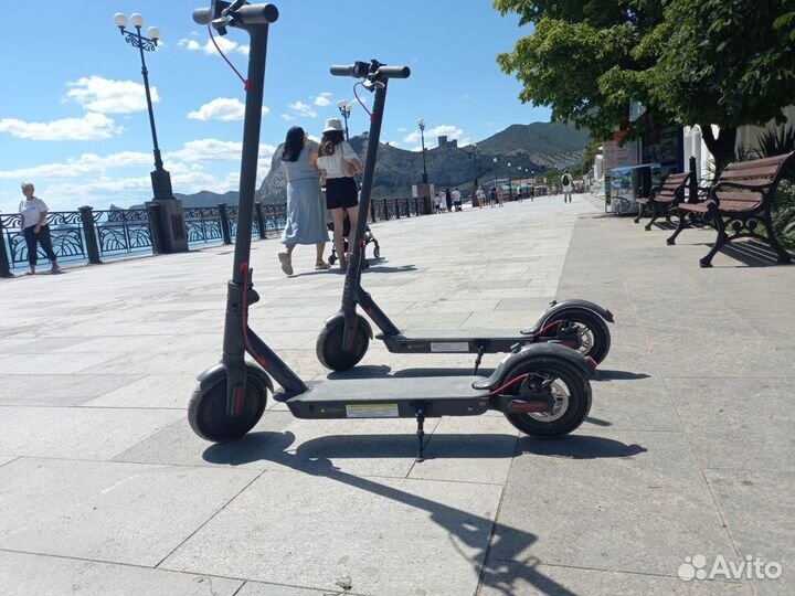Электросамокат м365 pro(неXiaomi)