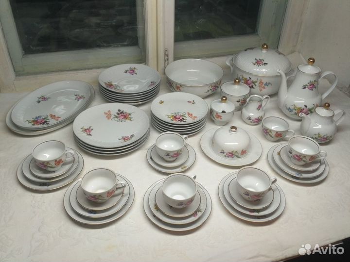 Сервиз чайно-столовый фарфоровый гдр