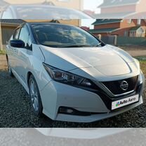 Nissan Leaf AT, 2018, 92 000 км, с пробегом, цена 1 590 000 руб.