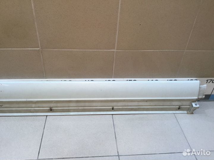 Накладка порога наружная Митсубиси Паджеро 3