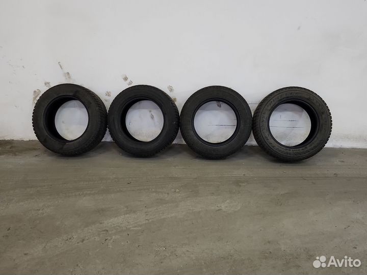 Pirelli Carrier Winter 255/60 R18 112T